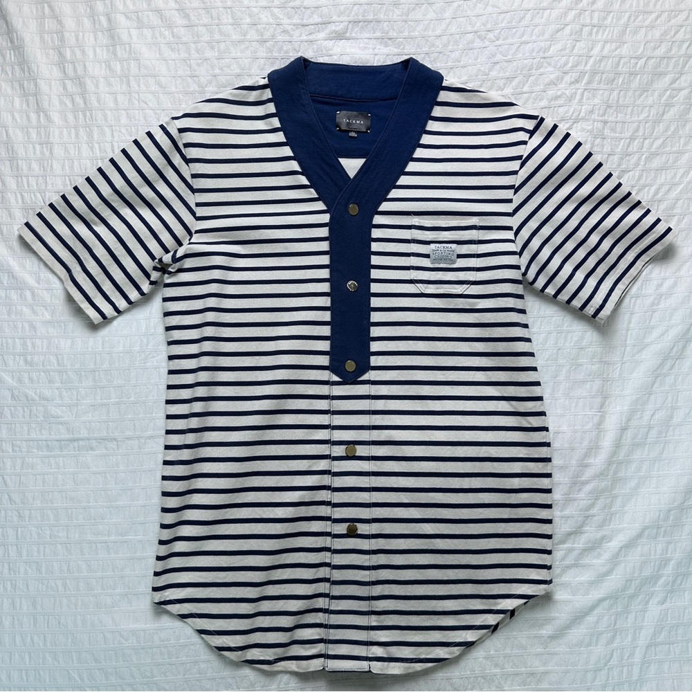Tackma base ball shirt